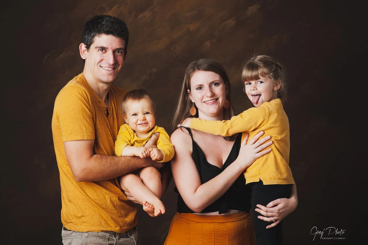 Photo de famille en studio Nancy Toul Gregory clement gregphoto Port 029 PHOTOGRAPHE NANCY.COM
